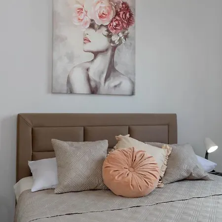 Empress Lägenhet Split